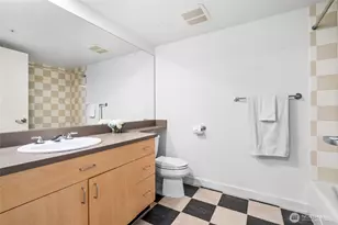 1100 106th Ave NE, Bellevue, WA 98004 - Photo 8