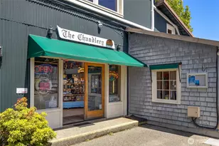 141 Parfitt Way SW, Bainbridge Island, WA 98110 - Photo 14