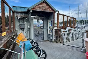 141 Parfitt Way SW, Bainbridge Island, WA 98110 - Photo 6