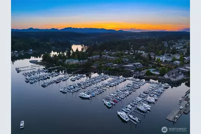 141 Parfitt Way SW #B12, Bainbridge Island, WA 98110 - Photo 26