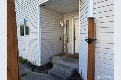 10431 19th Avenue SE #A & B, Everett, WA 98208 - Photo 2