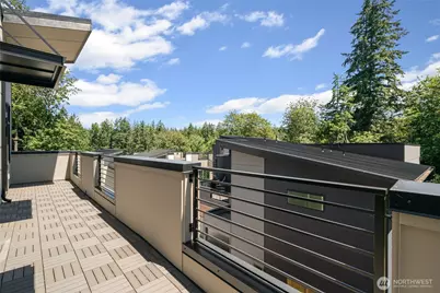 24225 SE 26th Place, Sammamish, WA 98075 - Photo 32