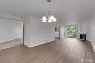 823 N 161st Pl, Shoreline, WA 98133 - Photo 4