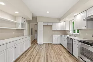 221 Parker Pl, Kelso, WA 98611 - Photo 16