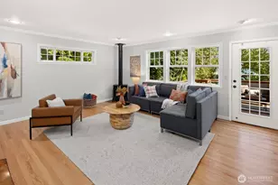 4015 NE 58th St, Seattle, WA 98105 - Photo 12