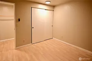 1006 N 43rd St, Seattle, WA 98103 - Photo 14