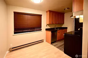 1006 N 43rd St, Seattle, WA 98103 - Photo 6