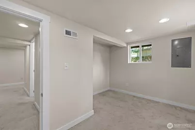 12419 20th Avenue S, Seattle, WA 98168 - Photo 20