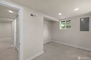 12419 20th Ave S, Seattle, WA 98168 - Photo 20