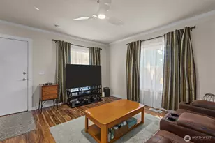 12419 20th Ave S, Seattle, WA 98168 - Photo 4