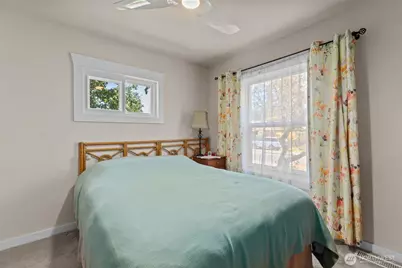 12419 20th Avenue S, Seattle, WA 98168 - Photo 10