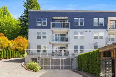 11920 98th Avenue NE #211, Kirkland, WA 98034 - Photo 2