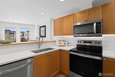11920 98th Avenue NE #211, Kirkland, WA 98034 - Photo 18