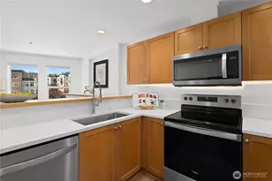 11920 98th Ave NE, Kirkland, WA 98034 - Photo 18
