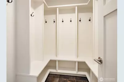 7842 NE 10th Street, Medina, WA 98039 - Photo 16