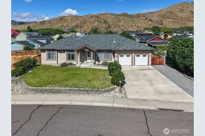 1020 Crest Loop, Entiat, WA 98822 - Photo 2