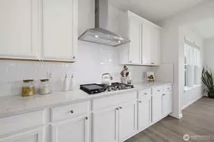 956 E Rawson Ave, Buckley, WA 98321 - Photo 8