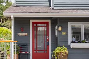 1210 E Shelby St, Seattle, WA 98102 - Photo 4