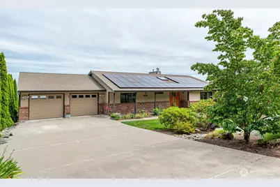 4115 Mitchell Drive, Anacortes, WA 98221 - Photo 2