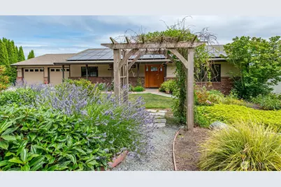 4115 Mitchell Drive, Anacortes, WA 98221 - Photo 4
