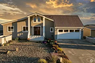 333 Keystone Ave, Coupeville, WA 98239 - Photo 2