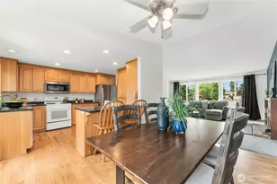 2631 170th St SE, Bothell, WA 98012 - Photo 8