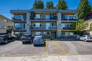 4219 Whitman Ave N, Seattle, WA 98103 - Photo 2