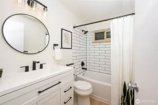 4219 Whitman Ave N, Seattle, WA 98103 - Photo 16