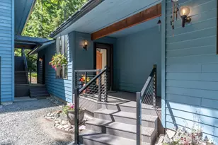492 Walkabout Way, Port Angeles, WA 98363 - Photo 8