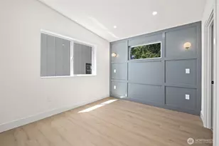 11744 Dayton Ave N, Seattle, WA 98133 - Photo 10