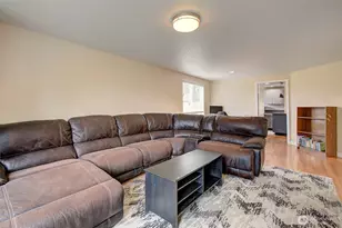 10403 NW 15th Ave, Vancouver, WA 98685 - Photo 8