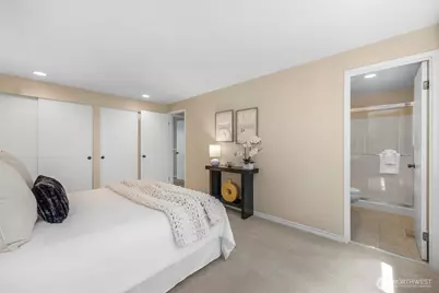 328 162nd Place SE, Bothell, WA 98012 - Photo 18