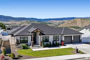 2590 Parkette St SE, East Wenatchee, WA 98802 - Photo 2