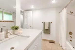 15618 SE Fairwood Blvd, Renton, WA 98058 - Photo 16
