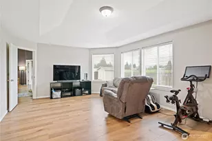 2350 Jathom Ln, Longview, WA 98632 - Photo 10