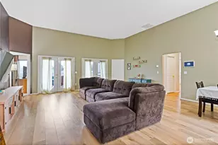 2350 Jathom Ln, Longview, WA 98632 - Photo 4