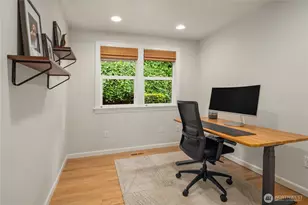 717 W Cremona St, Seattle, WA 98119 - Photo 20