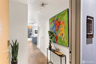2510 6th Avenue #2504, Seattle, WA 98121 - Photo 4