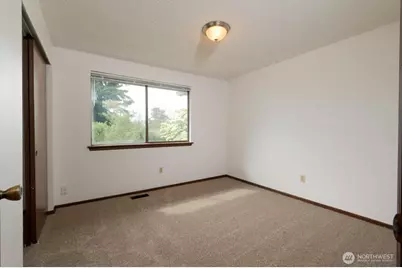 1702 Browns Point Boulevard, Tacoma, WA 98422 - Photo 18