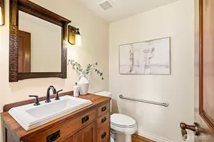 11113 NE 38th Pl, Bellevue, WA 98004 - Photo 20