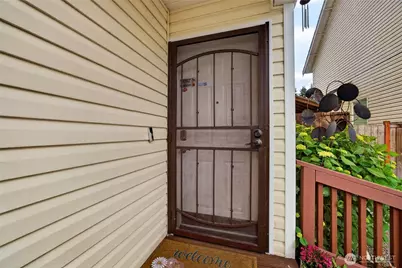 10426 198th Street Ct E, Graham, WA 98338 - Photo 2