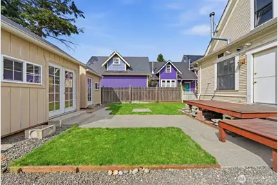 2415 F Street, Bellingham, WA 98225 - Photo 32