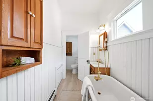 2415 F St, Bellingham, WA 98225 - Photo 22