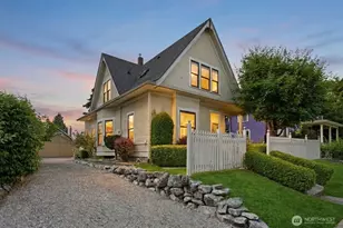 2415 F St, Bellingham, WA 98225 - Photo 2