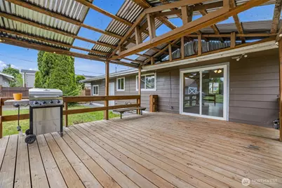 230 Cleveland Avenue, Sumas, WA 98295 - Photo 10