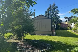 2240 Peace Portal Dr, Blaine, WA 98230 - Photo 14