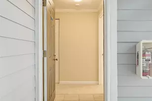 12615 100th Ln NE, Kirkland, WA 98034 - Photo 2