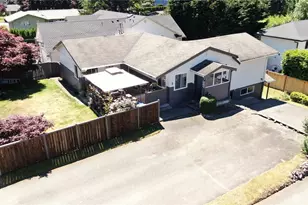 1254 8th Ave S, Edmonds, WA 98020 - Photo 1