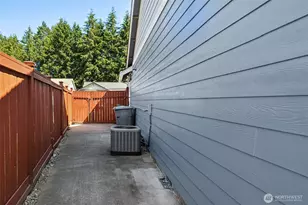 12816 168th St Ct E, Puyallup, WA 98374 - Photo 32