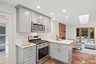 15316 NE 201st St, Woodinville, WA 98072 - Photo 8